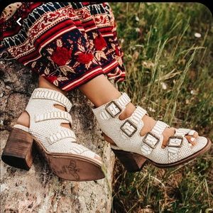 Freebird Quail sandal